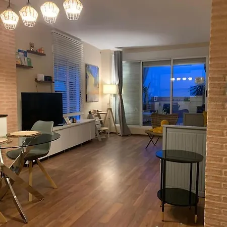Location Center Has An Independent Courtyard